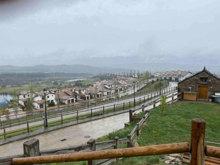 Un Encanto De Duplex Jaca Kültér fotó